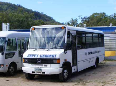 Mercedes LO912 Magnetic Island